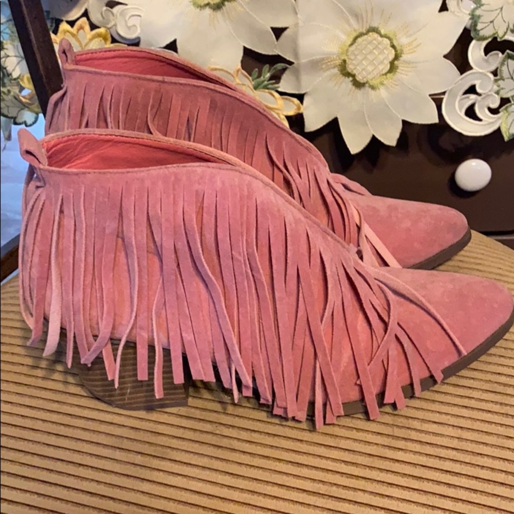 Fringe Suede Ankle Booties in Dusty Pink